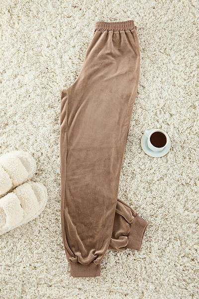 Trendyol Collection Gestrickte Nerz-Samt-Pyjamahose – THMAW25PJ00006