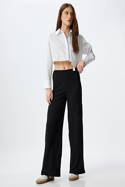 Koton Pantaloni negri de damă 5WAK40047EK