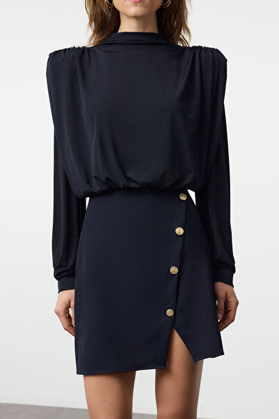 Trendyol Collection Tmavě modré mini rovné vycpané tkané šaty - Twoaw24El00483