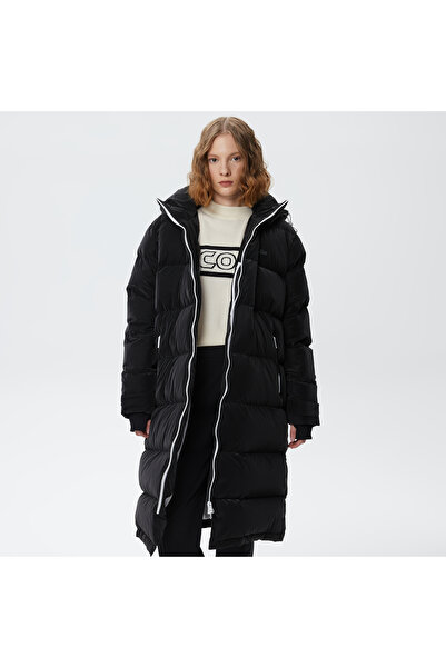 Lacoste Kadın Kapüşonlu Kapitone Siyah Mont