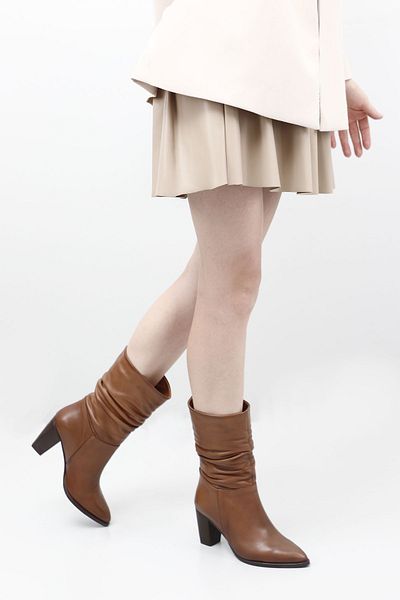 GÖNDERİ(R) Women's Tan Antique Pointed Toe Gusseted Thick Heeled Genuine Leather Boots