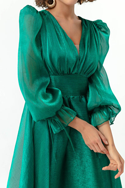 Lafaba Kadın Zümrüt Yeşili Balon Kol V Yaka Midi Abiye Elbise