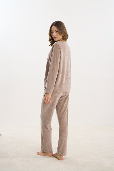 Sevim 16263  NAKIŞLI KADİFE PİJAMA TAKIM