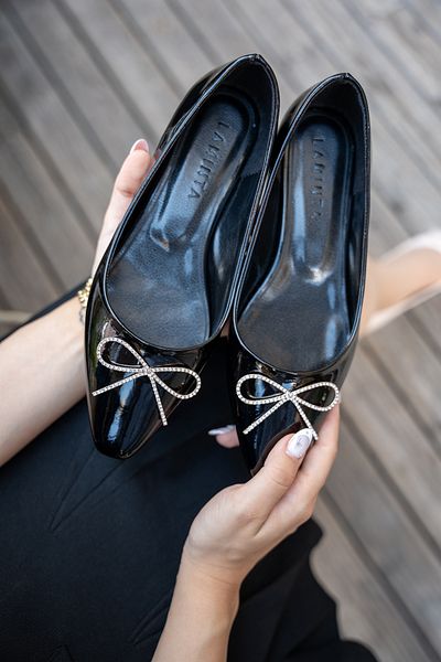 LAMİNTA Balerini de damă Piero Black Stone Bow Accesoriu detaliat cu vârf ascuțit