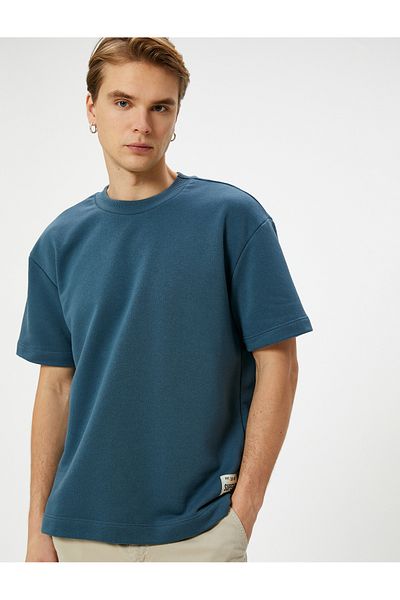 Koton Βασικό T-Shirt με λαιμόκοψη με κοντό μανίκι