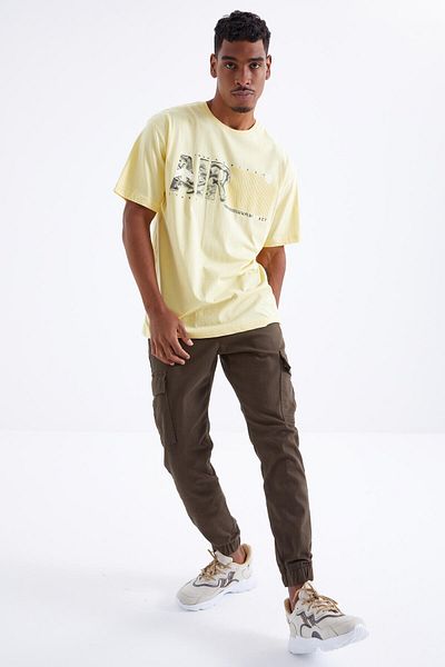 TOMMY LIFE Men's Oversize T-shirt - Yellow, Air Printed, O-neck - 88097
