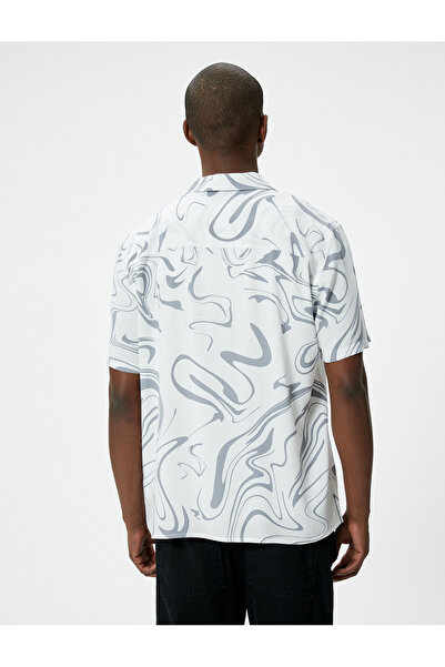 Koton Vintage Gömlek Kısa Kollu Devrik Yaka Desenli Düğmeli Viskon Regular Fit