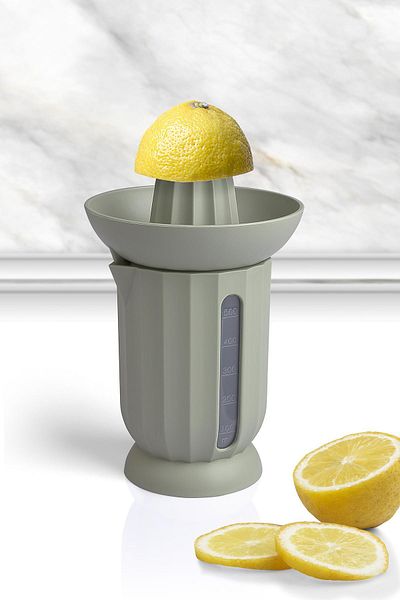 Okyanus Home Coliseum Green Metered Citrus Juicer
