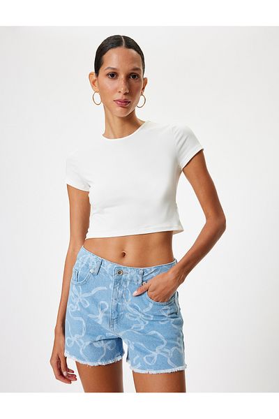 Koton Mini pantaloni scurți confortabili din denim - imprimeu cu fundă, buzunar cu nasturi, picior cu ciucuri