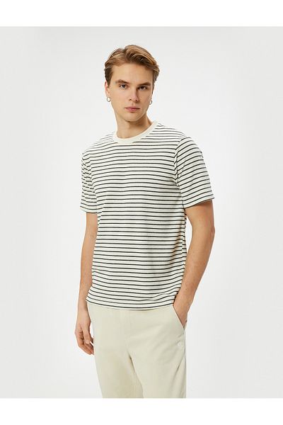 Koton Basic T-Shirt Crew Neck Άνετη κοπή με ανάμειξη βισκόζης