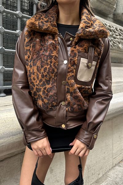 ASEDE Guler de blană cu model leopard cu design special din piele cu garnitură Lolita