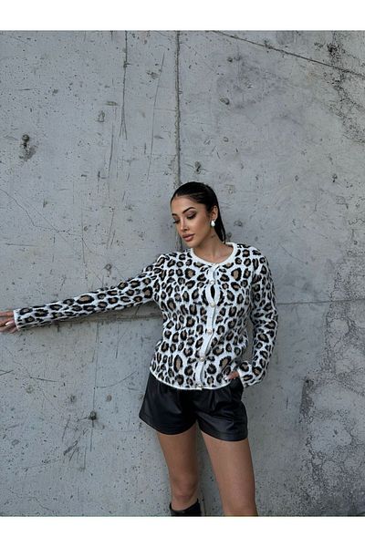 Kurtayfashion Women's Leopard Print Raised Buttoned Cardigan