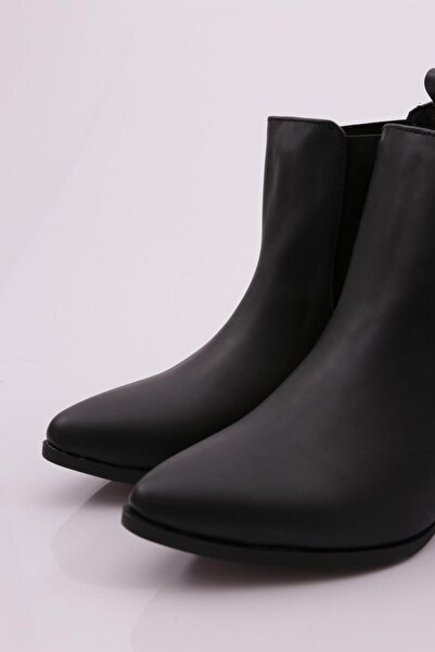 DGN Kadınsivri Burun Chelsea Yan Lastik Detaylı Gümüş Topuklu Bilek Bot Siyah 291932212674