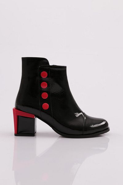 DGN Black Patent Leather Women's Heeled Boots - Accessory Detailed 83621033