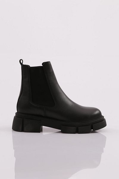 DGN Women's Stretch Detailed Thick Sole Boots Black 33653210108