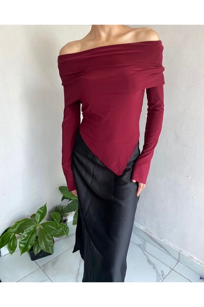 Butik Madonna yaka asimetrik bluz