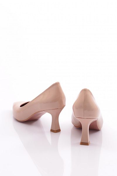 DGN Pointed Toe Low-Cut Heeled Shoes Nude Patent Leather 43121029