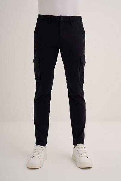 Cazador CAZ 0012 Black Cargo Pants - 24KCEEDT0012 Model