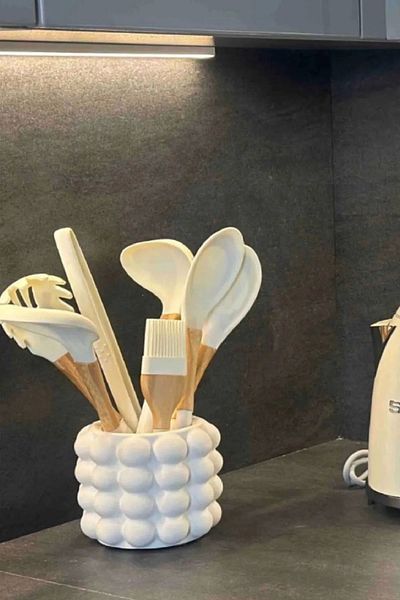 Vanilla Concept Vanillahomedizayn - Bubble Concrete and Pampas Vase