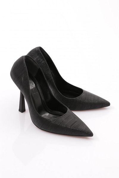 DGN 6075 Pantofi cu toc cu puncte pentru femei