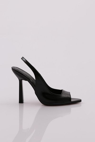 DGN 06 Women's - Pointed Toe and Rubber Detailed Thin Heel Shoes