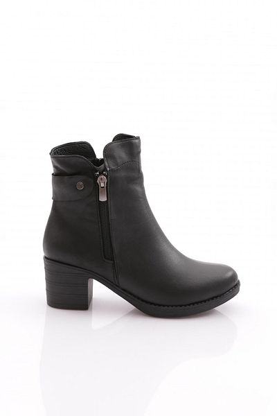 DGN 8558 Women's so Zippered Boots Black Genuine Leather