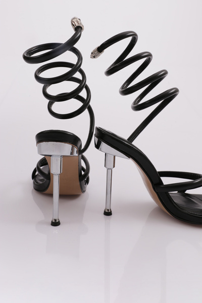 DGN Kadın Bilekten Sarmalı Topuklu Ayakkabı Siyah Cilt 23853481