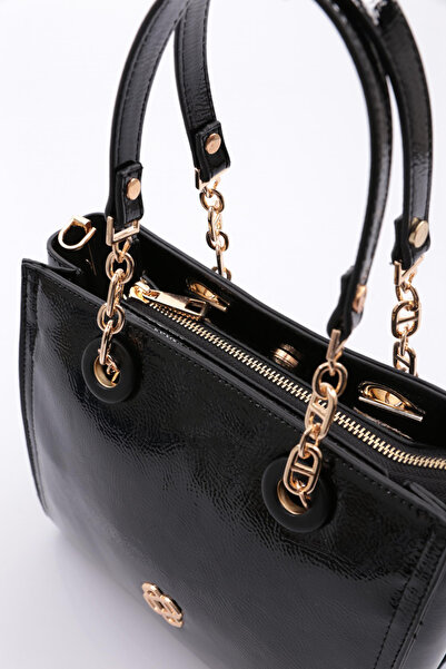 DGN Women's Chain Bag Black Crinkled Patent Leather 7653437