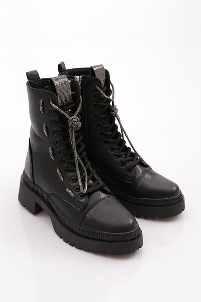 DGN Women's Black Boots - 101463421027   Model