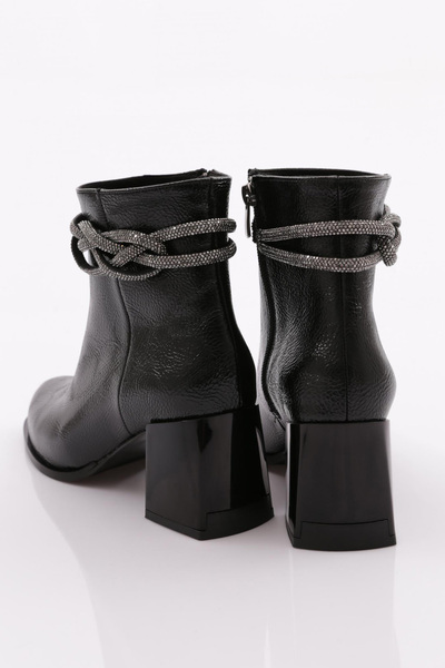 DGN Kadın Topuklu Ayakkabı Siyah Kırışık Rugan 2810121033