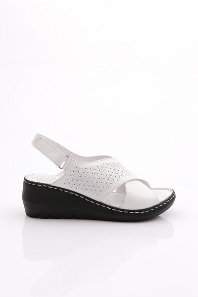 DGN Sandale albe din piele naturală cu toc gros - perforate 211135106