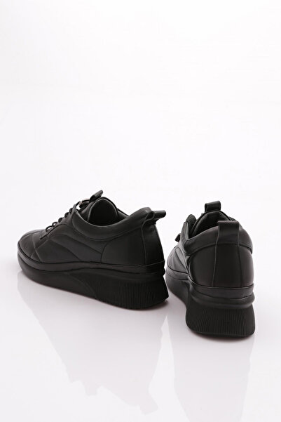 DGN Kadın Bağcıklı Sneaker Ayakkabı Siyah 234351010