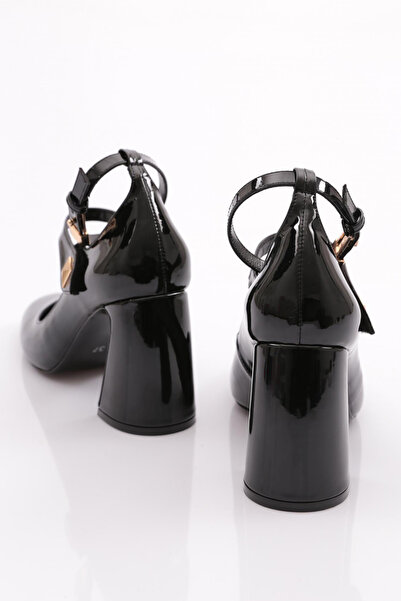 DGN Kadın Bilekten Bağlama Topuklu Ayakkabı Siyah Rugan 91843236