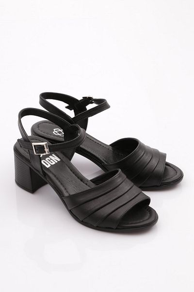 DGN 1508 Modell Damen-Sandalen mit Absatz