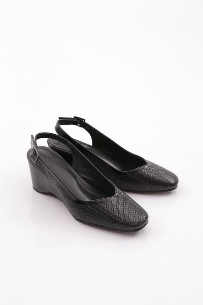 DGN Black Women's Heeled Shoes - 354263539