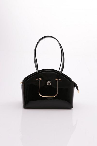 DGN Arm500 Women's Oval Bag with Metal Accessories