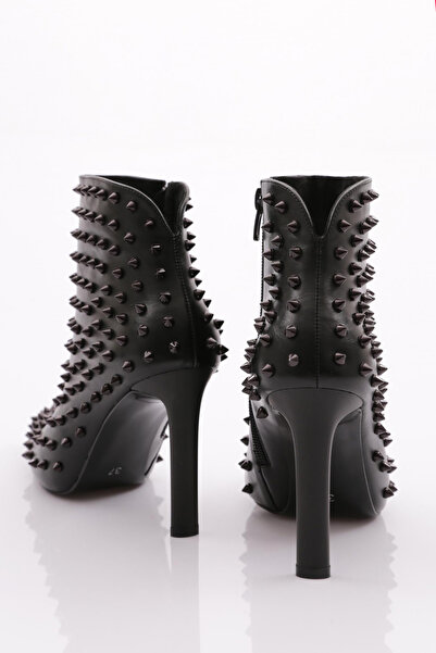 DGN Γυναικείες μπότες με τακούνι σε μαύρο σχέδιο - 63852859