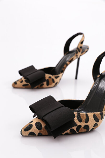 DGN Dámské černé leopardí klasické boty na podpatku 56593557