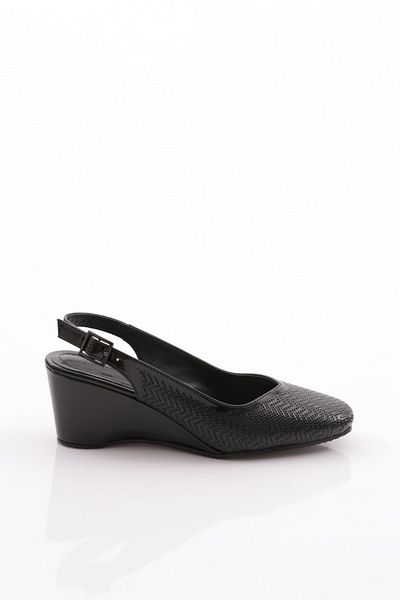 DGN Black Women's Heeled Shoes - 354263539