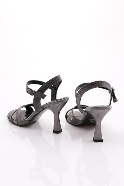 DGN Kadın Bilekten Bağlamalı Topuklu Ayakkabı Platin Kroko 10213534