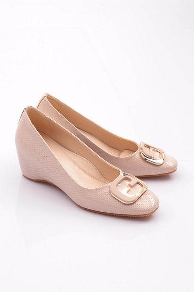 DGN 24361 Pantofi cu toc cu pană pentru femei cu accesorii