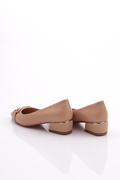 DGN Kadın Metal Aksesuarlı Topuklu Ayakkabı Nude 79582534