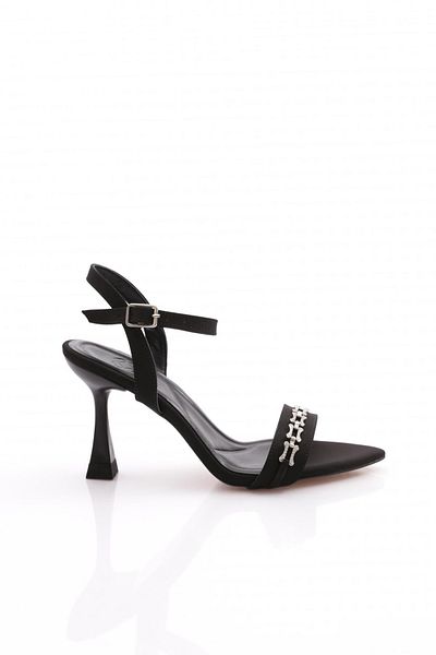 DGN Women's Chain Detailed Heeled Shoes Black Nubuck 2623272212142322