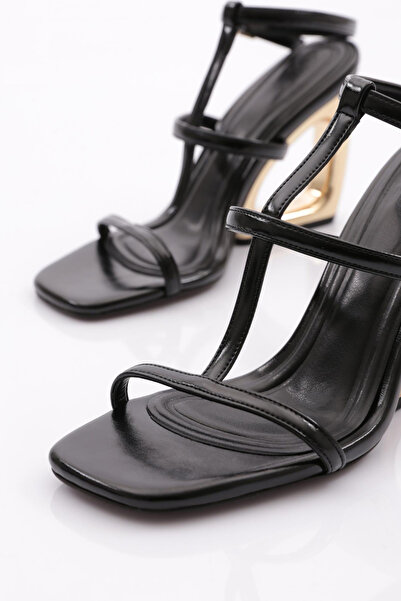 DGN Kadın Topuğu Delikli Abiye Ayakkabı Siyah 355233210