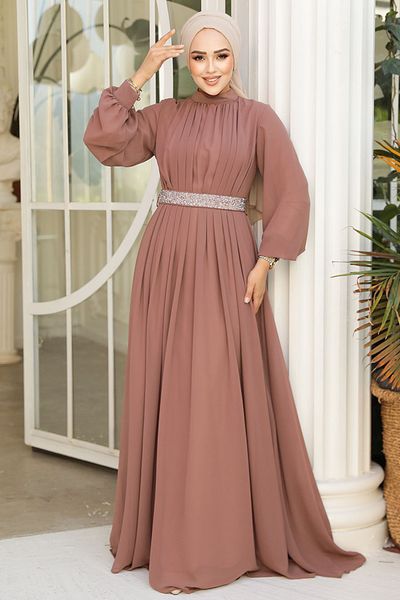Neva Style Βραδινό φόρεμα πλισέ καραμέλα Hijab 25888krml