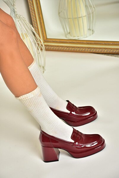 Fox Shoes T 569013708 Bordó lakkbőr vastag sarkú női cipő