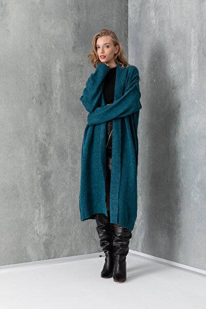 Cebe Women's Oversize Long Knitwear Cardigan - Standard Size