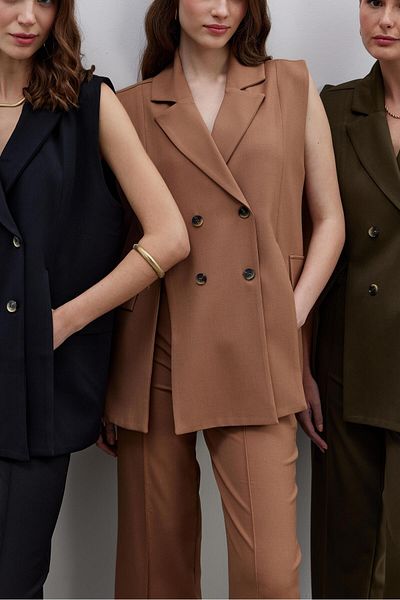 Fahhar Camel Women's Vest - Slit Detail