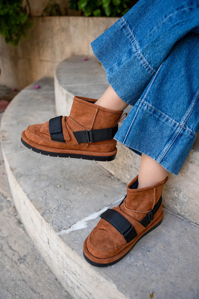 LAMİNTA Lescar Taba Süet İçi Kürklü Kemer Detaylı Tasarım Kadın Bot