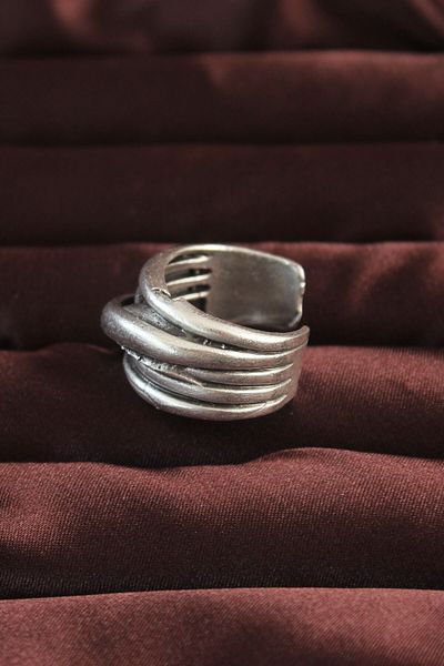 SeyCey.co Silver Color Rib Model Adjustable Men's Ring